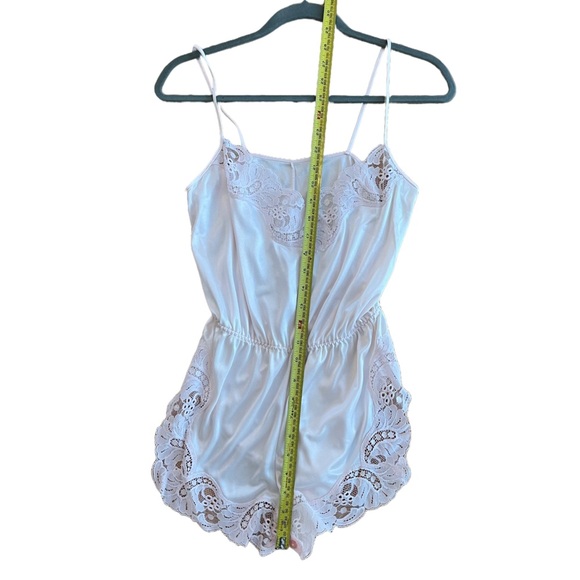 Vintage Pale Pink Lace Romper Teddy | Coquette Lingerie Sleepwear Small feminine - Picture 8 of 10